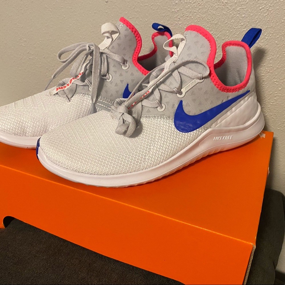 Nike free run tr8
